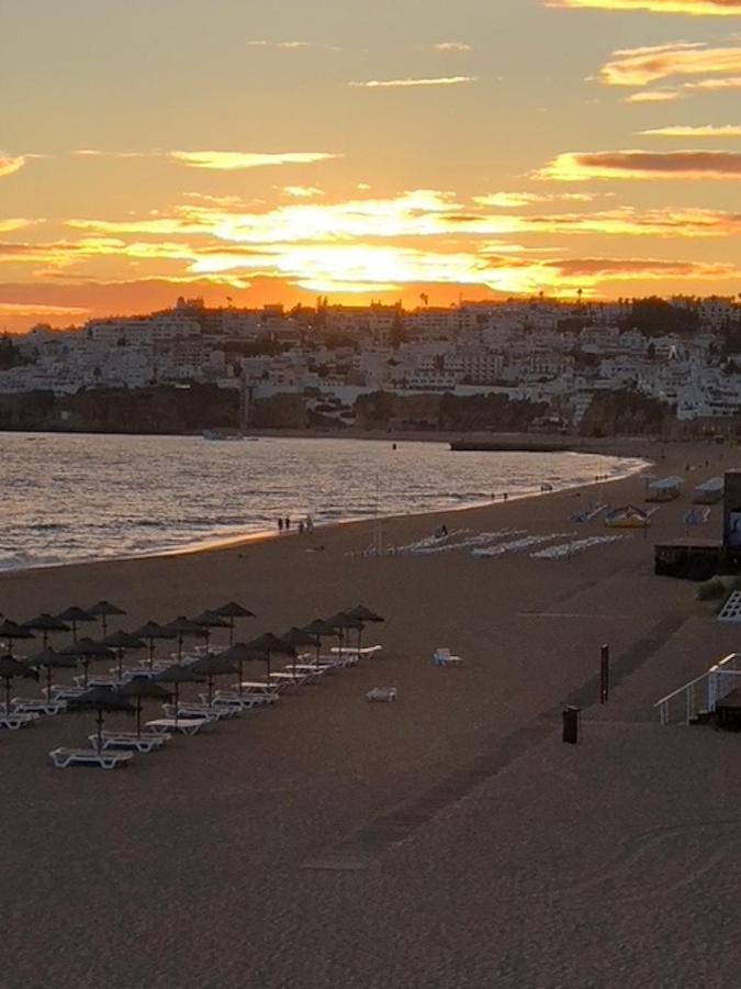 magnifique appartement sur la plage ... Albufeira Extérieur photo